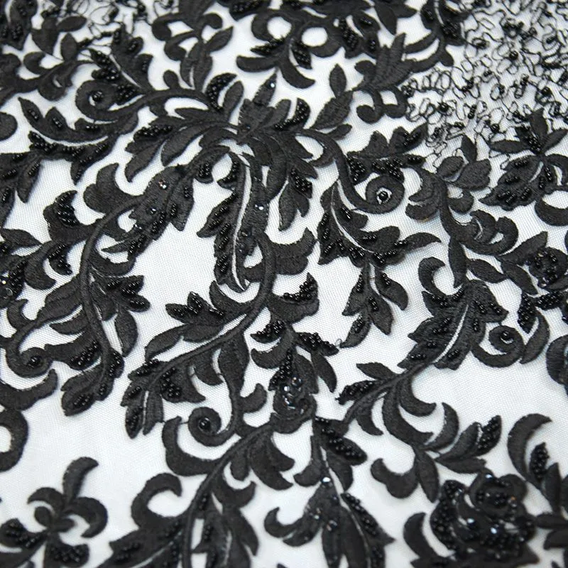 Tulle brodé et perlé Alicia noir au mètre – Image 4