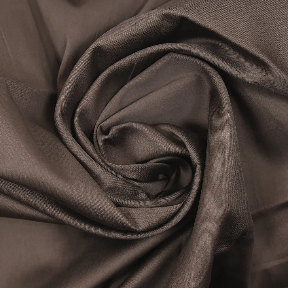 Satin de coton élasthanne brun terre – Image 2