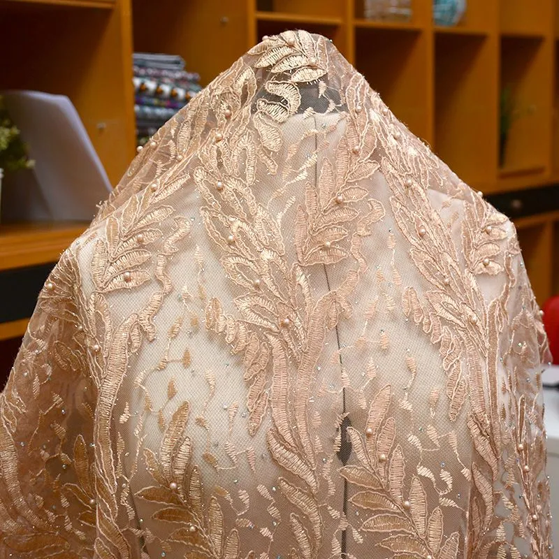 Tulle brodé et perlé Laure beige doré au mètre – Image 5